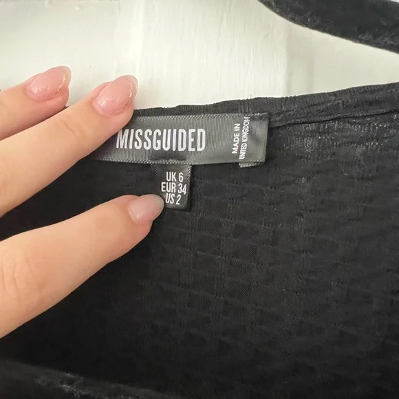 Black crop top - Picture 2 of 2